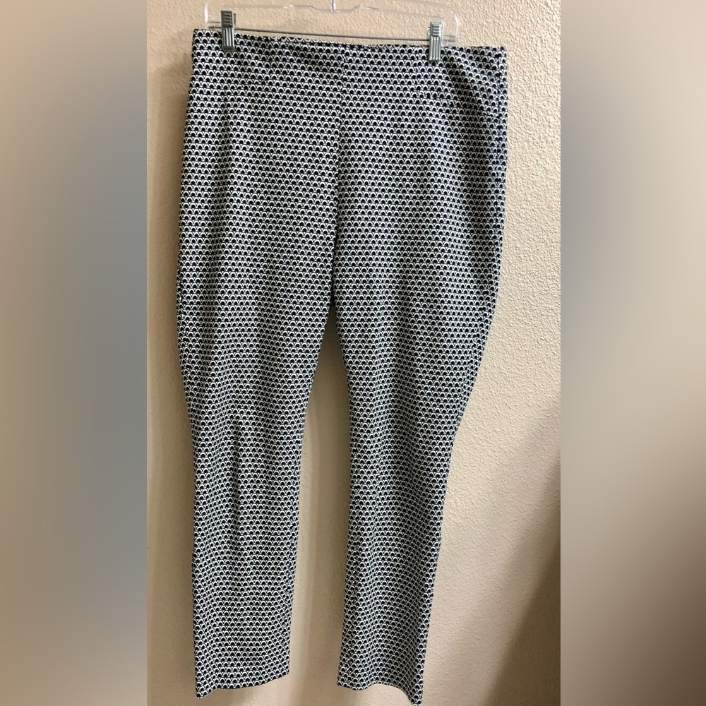 So slimming by Chico’s pants